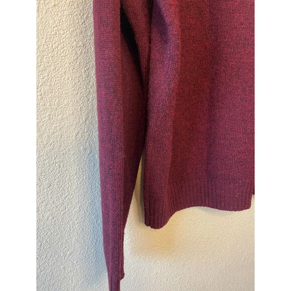 Classic 100% Wool Burgundy Purple Crew Neck Pullover Sweater Medium Minimalist - Picture 12 of 12